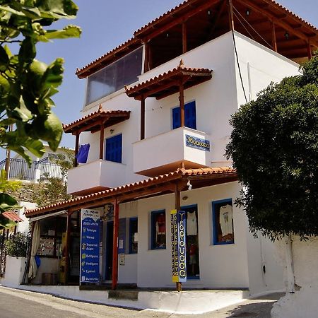 Apartmán Idroussa Batsíon Exteriér fotografie