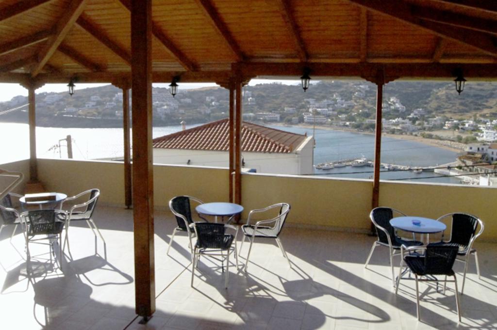 Apartmán Idroussa Batsíon Exteriér fotografie